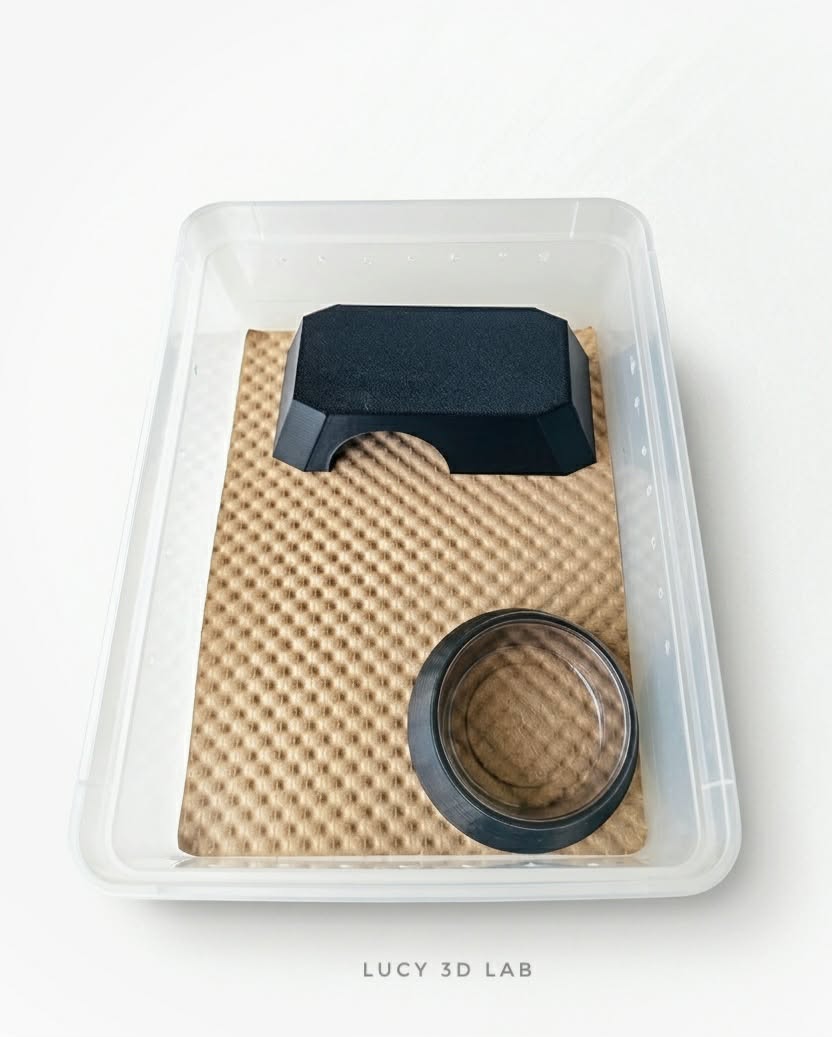 Medium Den Set 14x7x3.8h and Bowl Holder 7 cm for Box 24x18x7.5h (for Braplast 3L model) - Lucy 3D Lab