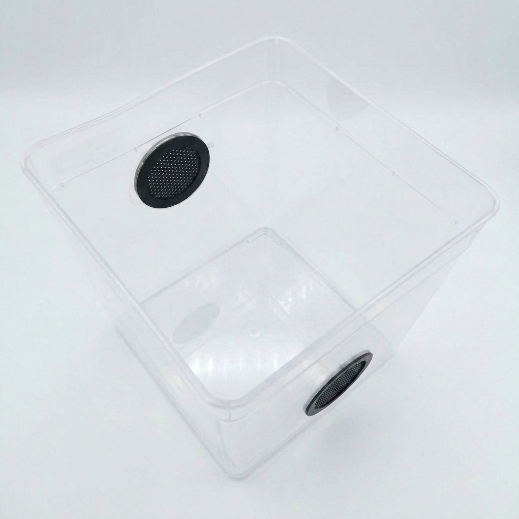 Modified Enclosure 18.5 × 18.5 × 19h cm with 2 Air Vents (Braplast base) – Lucy 3D Lab