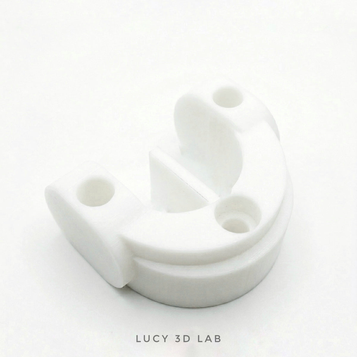 U-Support with Holes and Anti-Rotation System for Ø 20 mm PVC Pipe for Arboreal Reptiles – Lucy 3D Lab