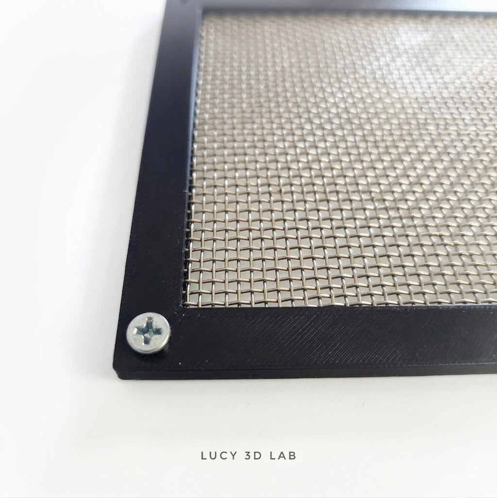 Modified Box 18.5 × 18.5 × 19h cm with Wire Mesh on the Lid (Braplast base) – Lucy 3D Lab